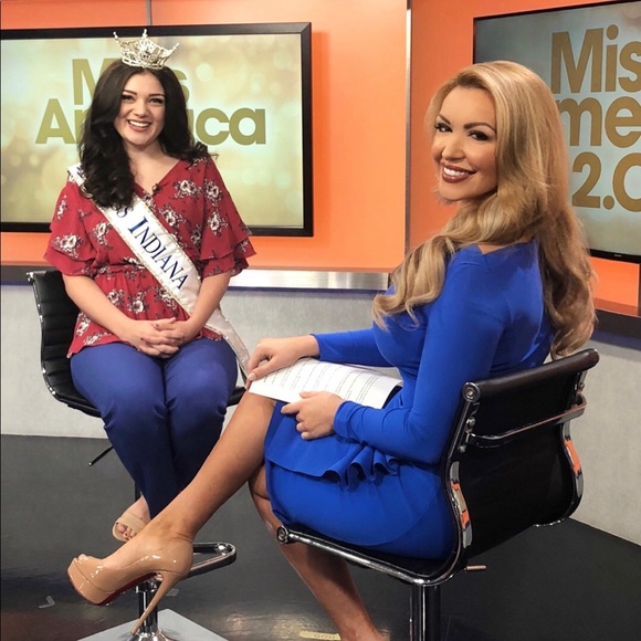 Meet your Posher, Rachel - Picture 2 of 12